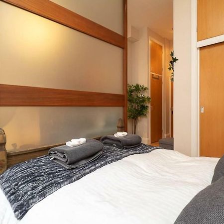 Stylish And Comfortable Lace Market Studio Apartment Nottingham Bagian luar foto