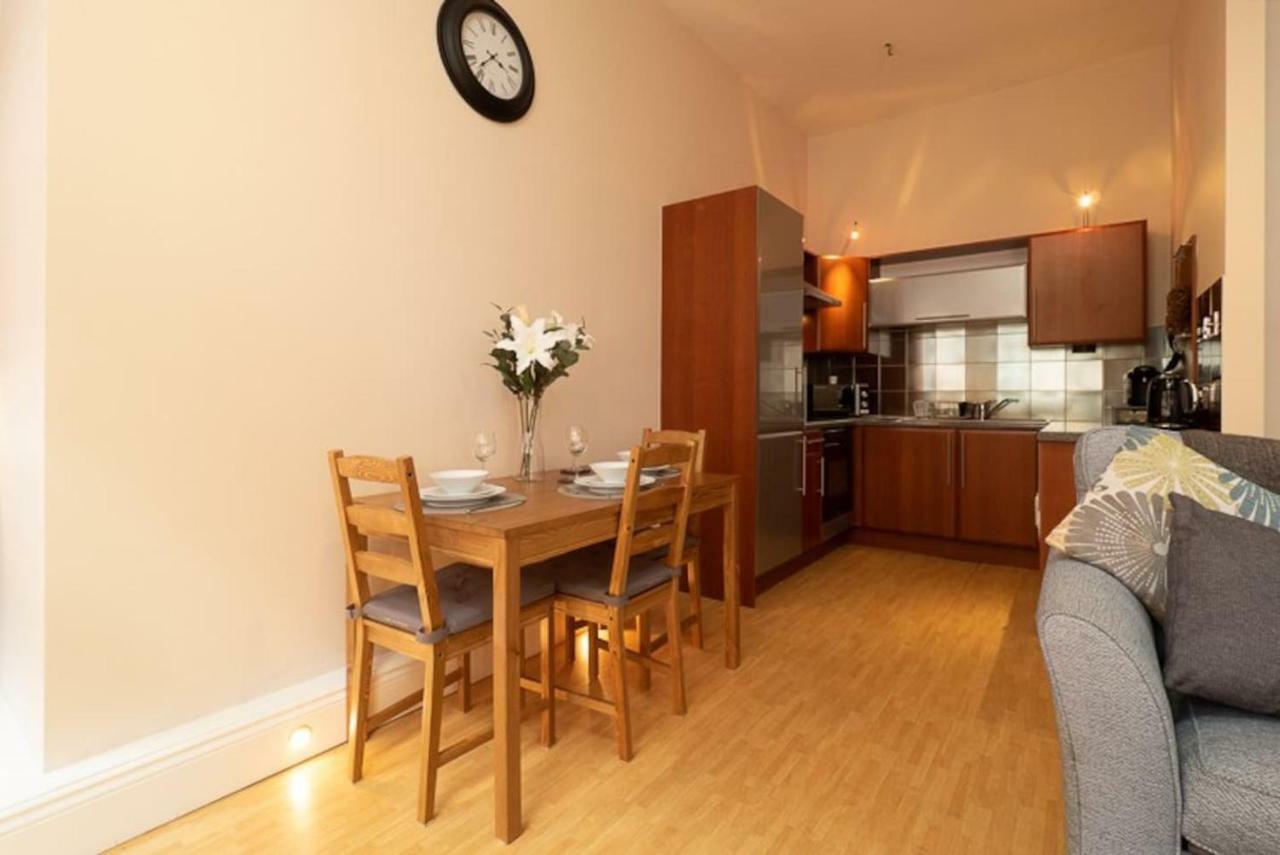 Stylish And Comfortable Lace Market Studio Apartment Nottingham Bagian luar foto