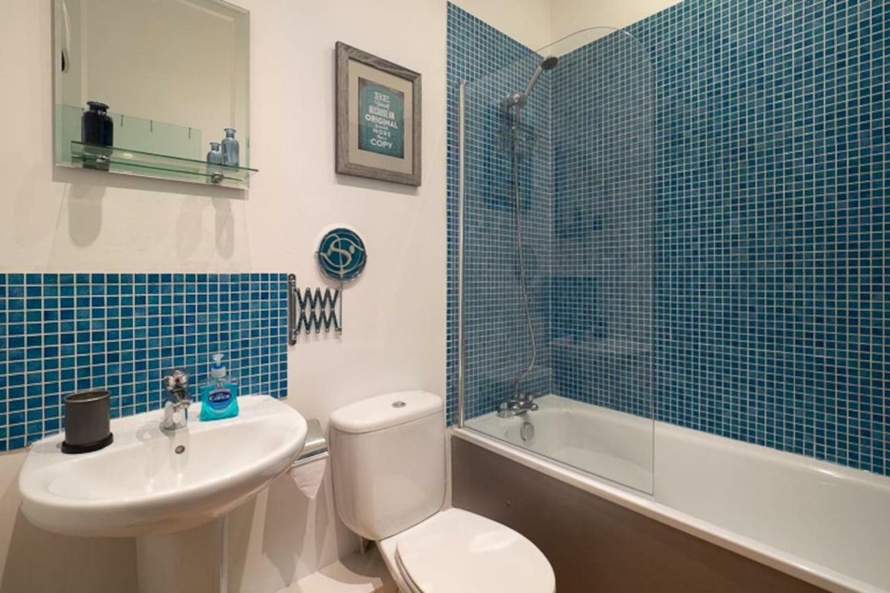 Stylish And Comfortable Lace Market Studio Apartment Nottingham Bagian luar foto
